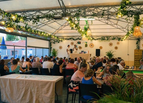 Camping Eden Villages La Pointe Saint-Gildas, 3* - 5