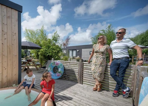 Flower Camping les Aubepines, 4* - 13