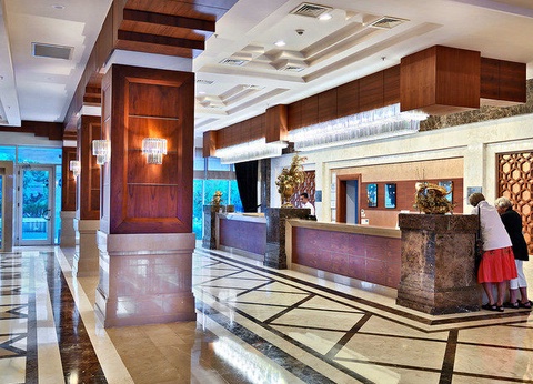 Hôtel Crystal Deluxe Comfort Collection 5* - 3