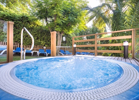 Hôtel GHT Neptuno 3* - Tossa de Mar - 2