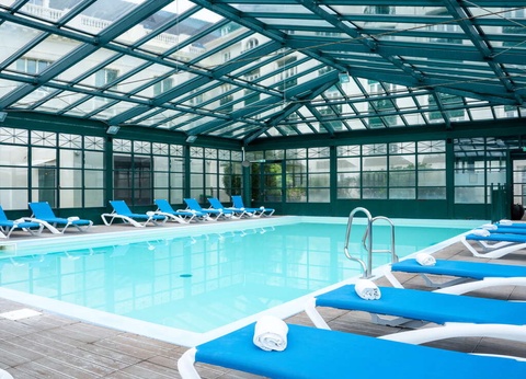 Détente face à la mer à Trouville en Normandie, accès piscine chauffée - 4* - 8