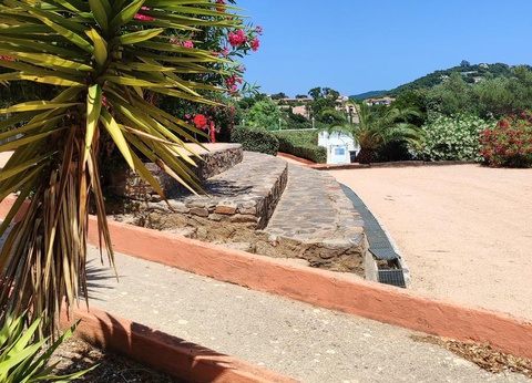 Camping Le Parc des Chênes, 3* - 4