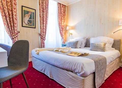 Escapade à deux avec champagne au coeur de Dinan - 3* - 7