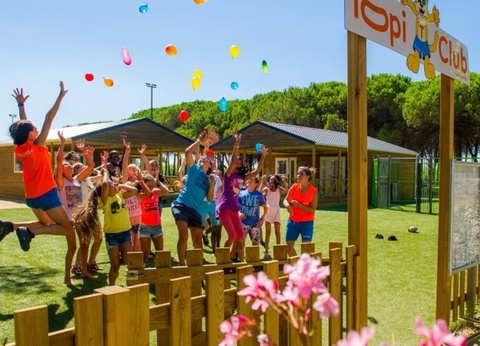 Camping Le Castellas, 4* - 15