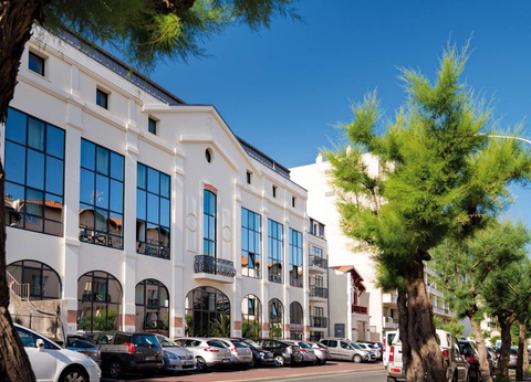 Résidence Lagrange Les Patios d'Eugénie 4* - 2