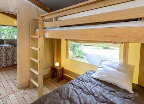 Flower Camping le Kergariou, 3* - 196