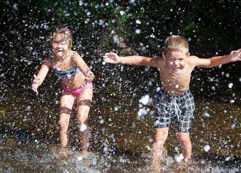 Camping L'Eau Vive, 4* - 28