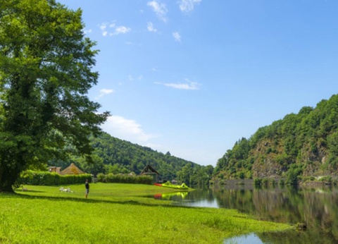 Camping Sea Green Château du Gibanel, 4* - 32