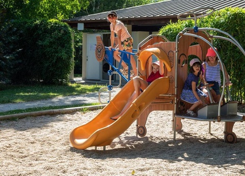 Camping Lac de Groléjac, 3* - 41