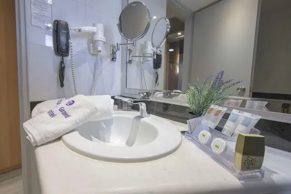 Hôtel Polis Grand 4* - 44