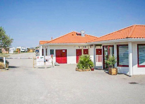 Camping La Riviera, 4* - 209