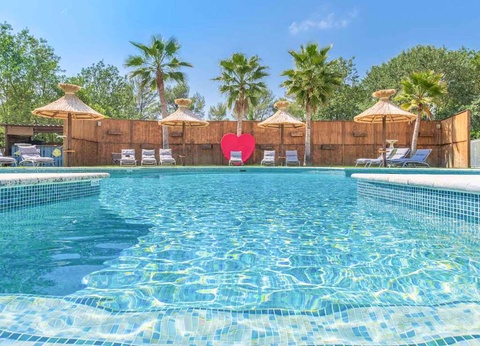 Romance et charme dans une bastide près de Cagnes-sur-Mer - 3* - 5