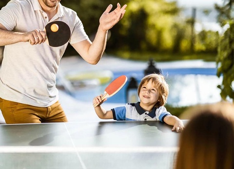 Camping Le Val de Cesse, 4* - 42