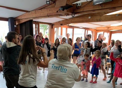 Camping L'Etang du Pays Blanc, 4* - 43