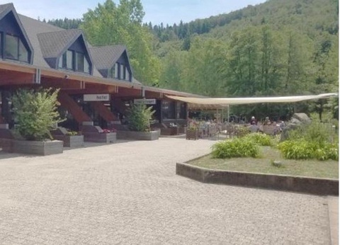 Camping Domaine du Lac Chambon 3* - 30