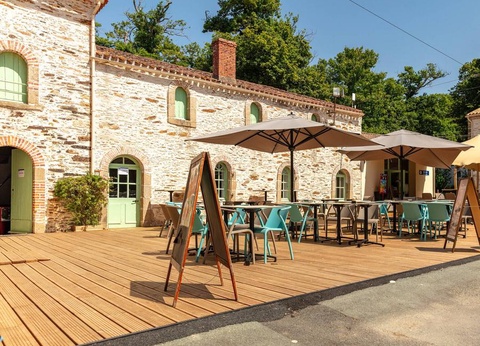 Camping Château La Forêt, 4* - 8
