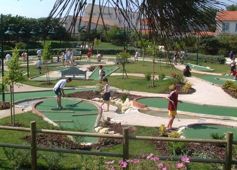 Camping 2 Plages et Océan, 4* - 9