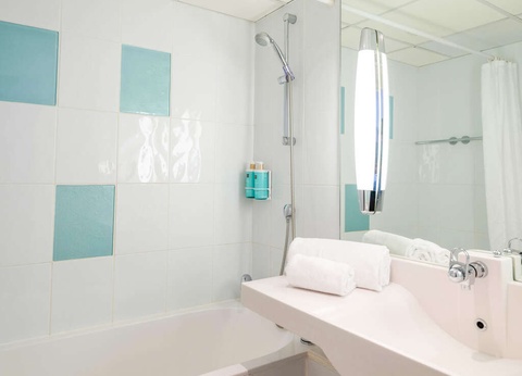 Week-end romantique au coeur de Nantes avec dîner et champagne - 4* - 23