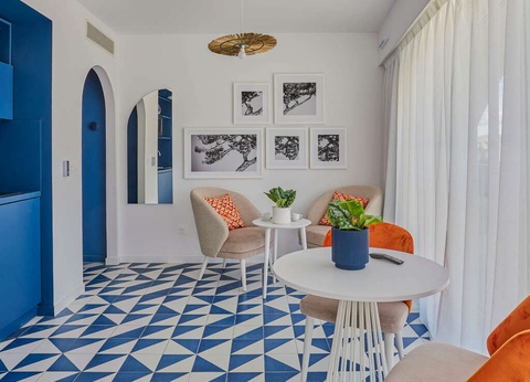 Séjour avec sauna et piscine intérieure au coeur du quartier d'affaires de Marseille - 4* - 5