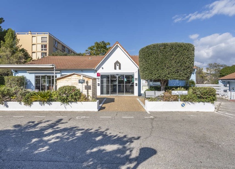 Escale avec petit déjeuner près de Marseille - 3* - 9