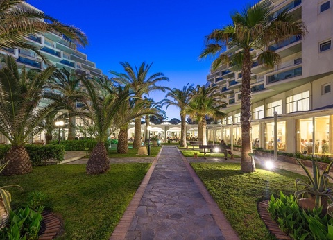 Hôtel Apollo Beach 4* - 5