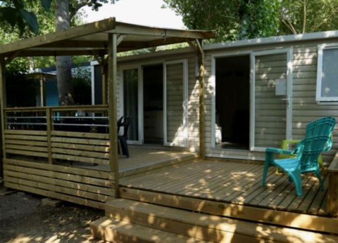 Camping Les Berges du Canal, 4* - 86