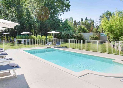 Escapade 4* détente et romantique dans un domaine boisée en Provence - 4* - 11