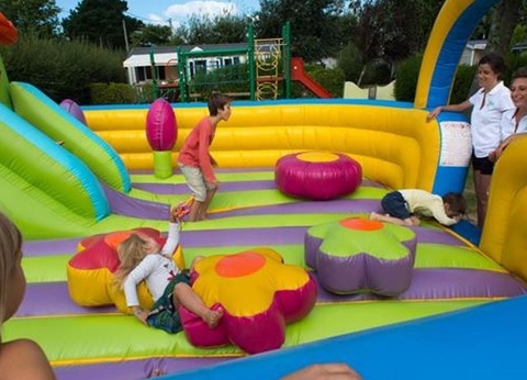 Camping Les Iles, 5* - 11