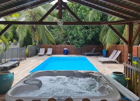 Les Gîtes d'Arles - Bungalow et Villa - 24