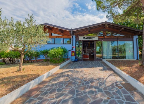 Camping The Garda Village, 4* - 10