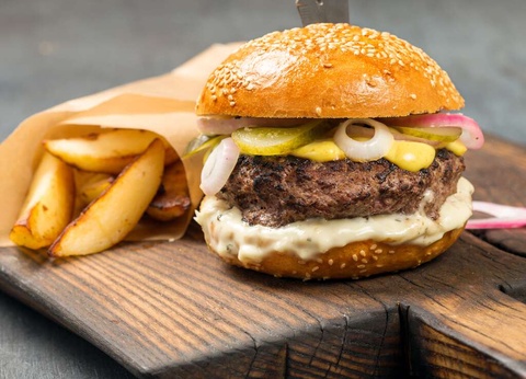 Escapade à Gérone avec dîner « pack burger » dans le centre-ville - 4* - 33