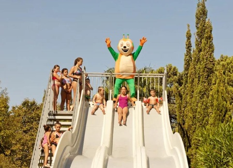 Camping Les Pins, 4* - 11