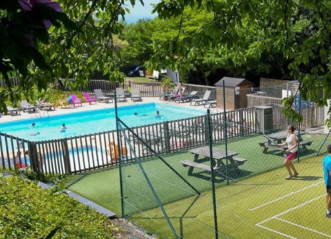 Flower Camping la Châtaigneraie, 4* - 5