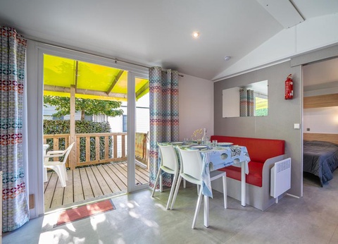 Camping Le Pont D'yeu, 3* - 46