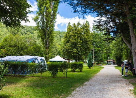 Camping D'auberoche, 3* - 6