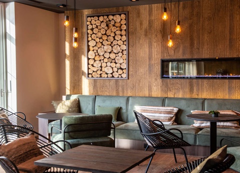 Un voyage au centre de la terre à la découverte de nombreux trésors géologiques... - 4* - 18