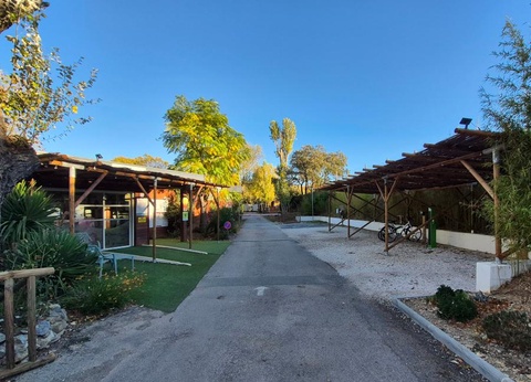 Camping Le Val de Cesse, 4* - 87