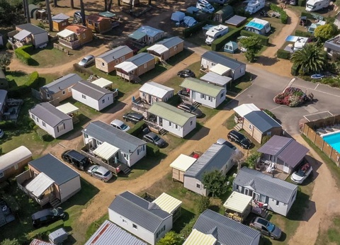 Camping West, 3* - 82