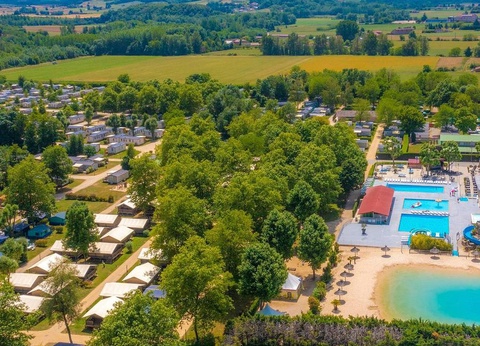 Camping Le Château de Galaure, 4* - 23