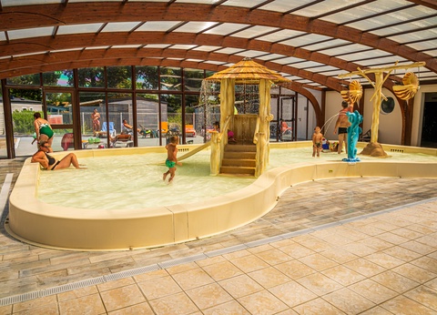 Camping Oléron Loisirs 4* - 7