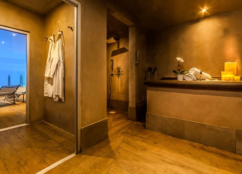 Séjour détente en chambre supérieure à Cannes 4* - 10