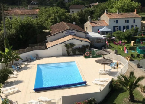 Camping Ushuaïa villages la Chesnays, 4* - 57