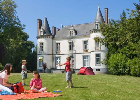 Camping Domaine de La Ville Huchet, 4* - 8