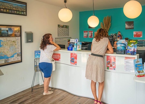 Camping Les Ajoncs d'Or, 4* - 29