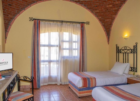 Combiné Déesses du Nil et Protels Crystal Beach Resort - 7