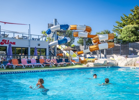 Camping Les Pirons 5* - 5