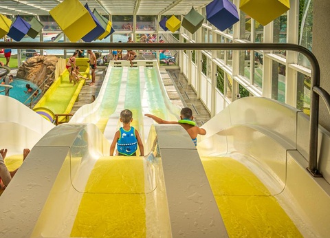 Camping Les Pirons, 5* - 9