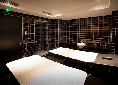 Week-end détente à Paris à deux pas de la Tour Eiffel - 4* - 24