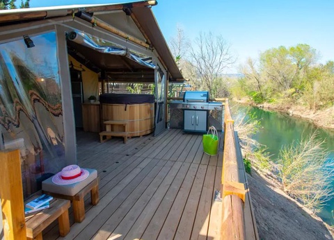 Flower Camping Moulin des Iscles, 3* - 6