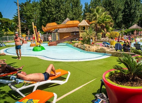 Camping Le Clos Virgile, 4* - 81